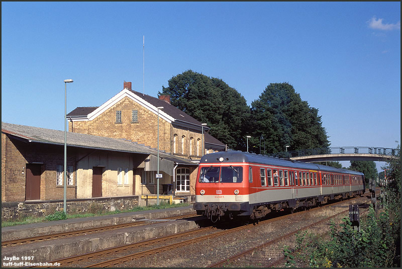 http://www.tuff-tuff-eisenbahn.de/Heimat/614049_0997.jpg