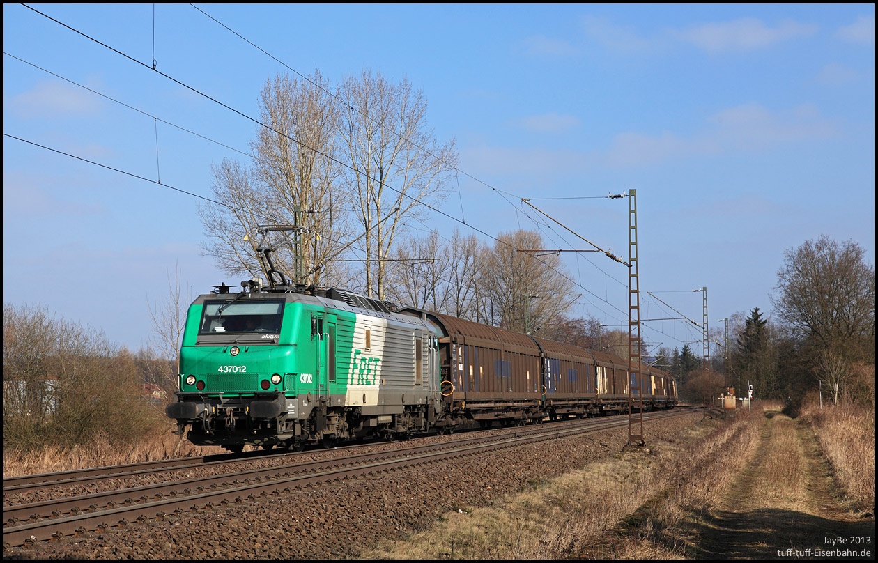 http://www.tuff-tuff-eisenbahn.de/aktuell/2013maerz/slides/437012_130302.jpg