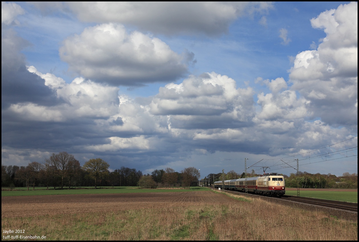 http://www.tuff-tuff-eisenbahn.de/ic79/slides/103235_220412.jpg